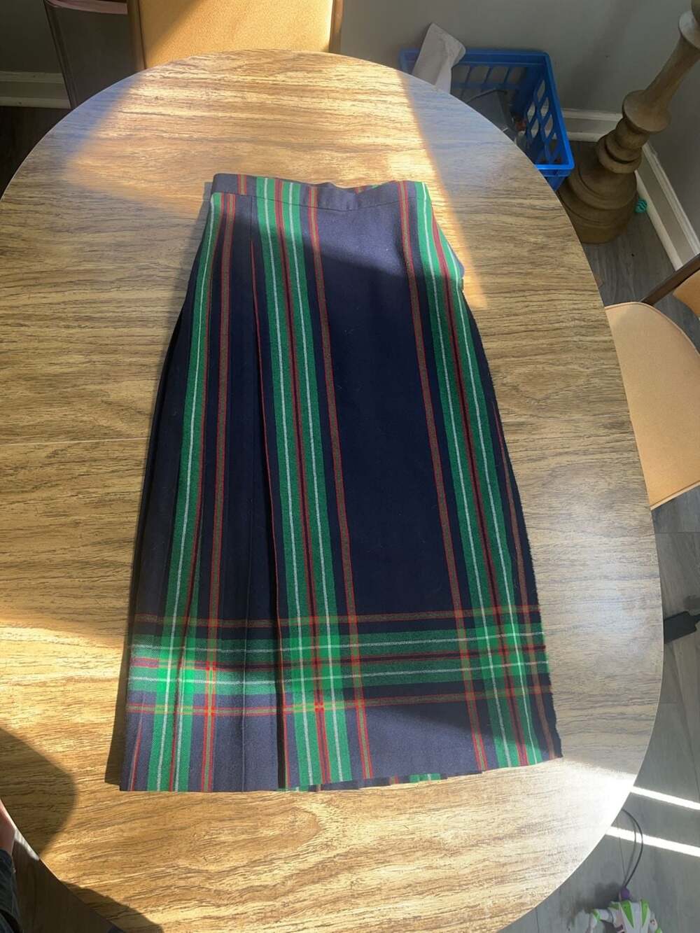 Glenisla Ltd Vintage 100% Pure Wool Tartan Kilt Skirt Size 8
